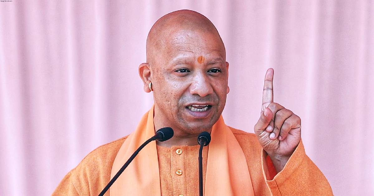 UP: Non-violence is the biggest strength of democracy, says CM Yogi